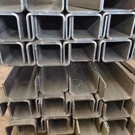 Прилагођени У канал