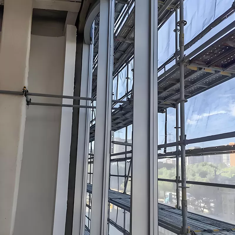 Фини челик у облику слова Т